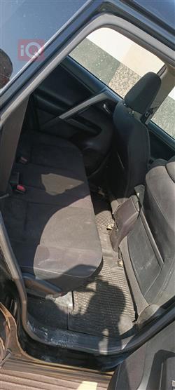 تۆیۆتا ڕاڤ 4